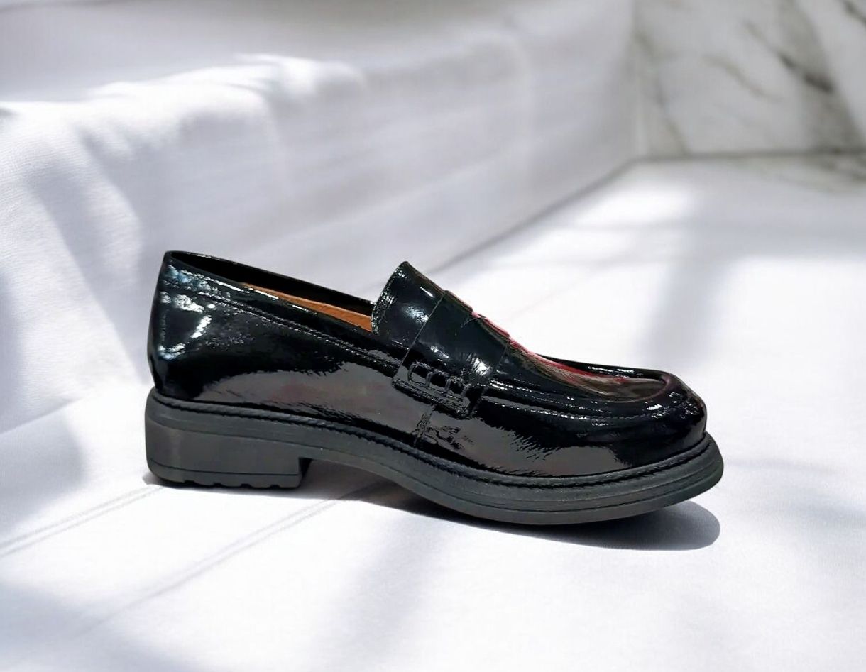 ROCK AND ROSE : Mocassins noir vernis