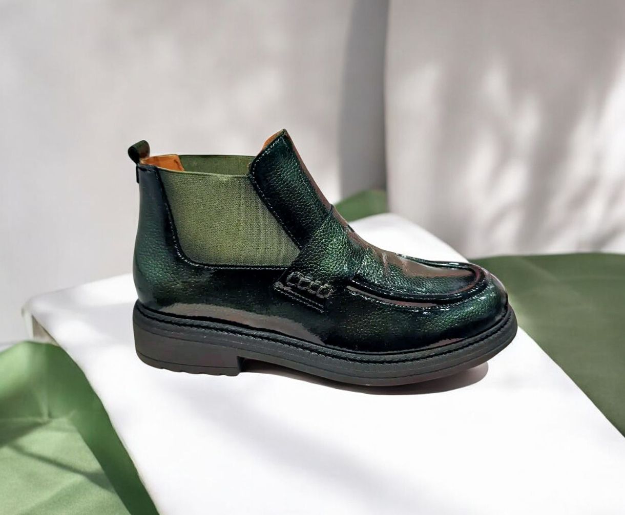 ROCK AND ROSE : Mocassins kaki vernis