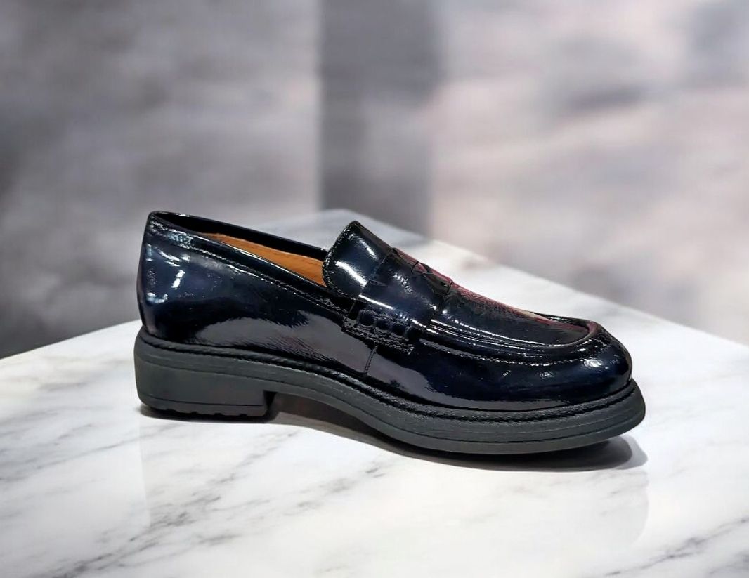 ROCK AND ROSE : Mocassins  vernis marine