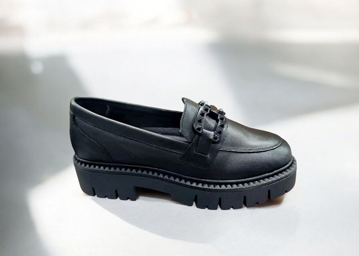 REBELLES : mocassin noir