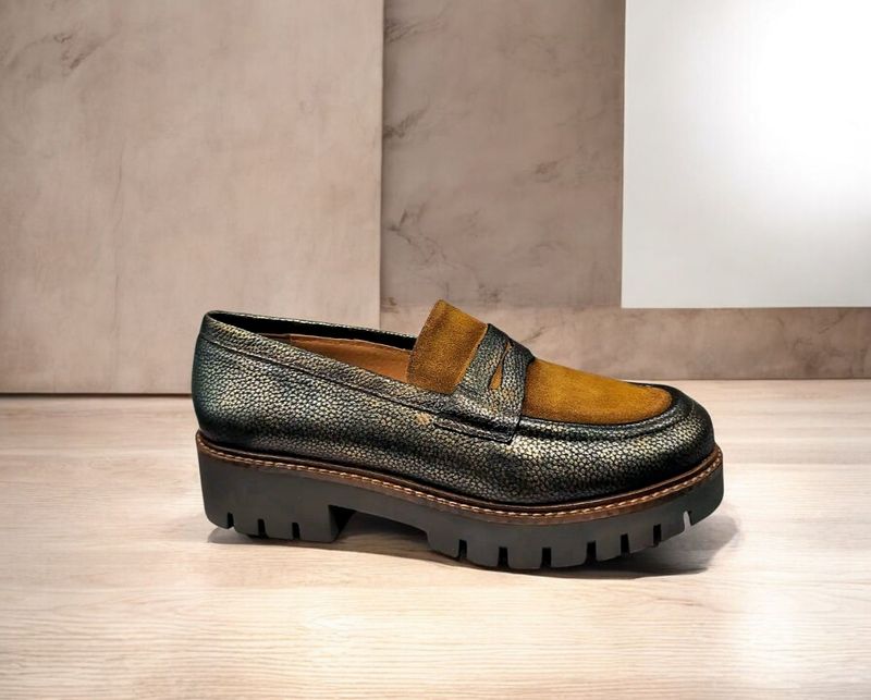 ROCK AND ROSE : Mocassins gold cuero