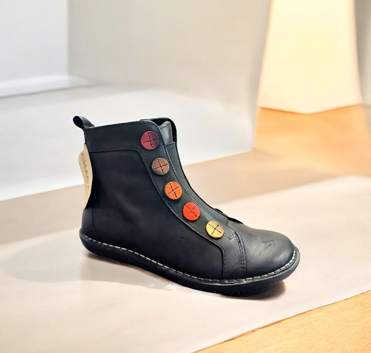 CHACAL  : boots noir boutons
