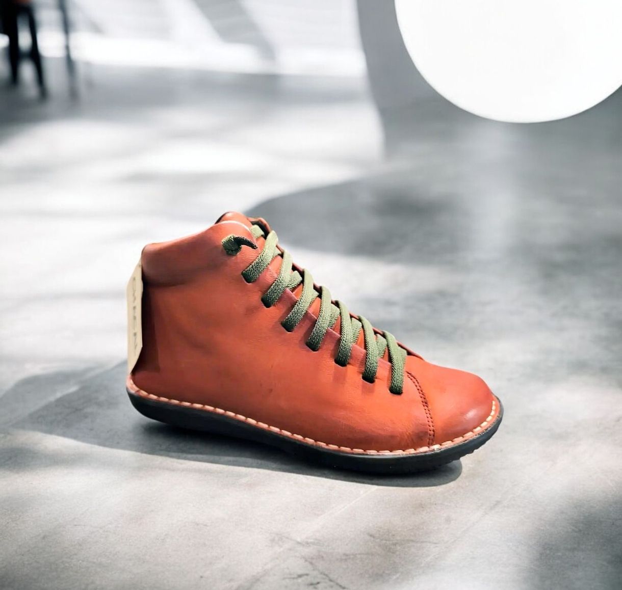 CHACAL: baskets hautes orange