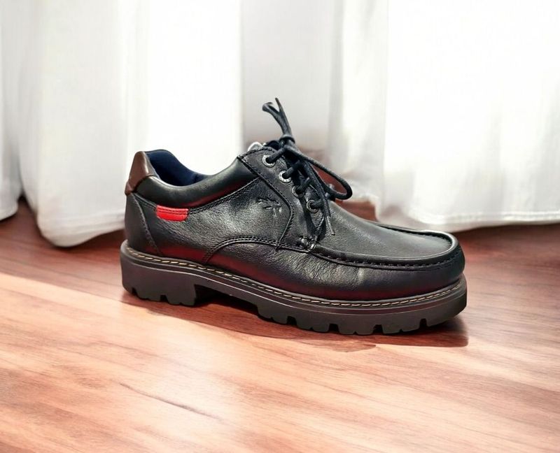 FLUCHOS : derbies noir