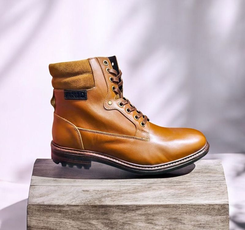 ARID : boots cognac cuir