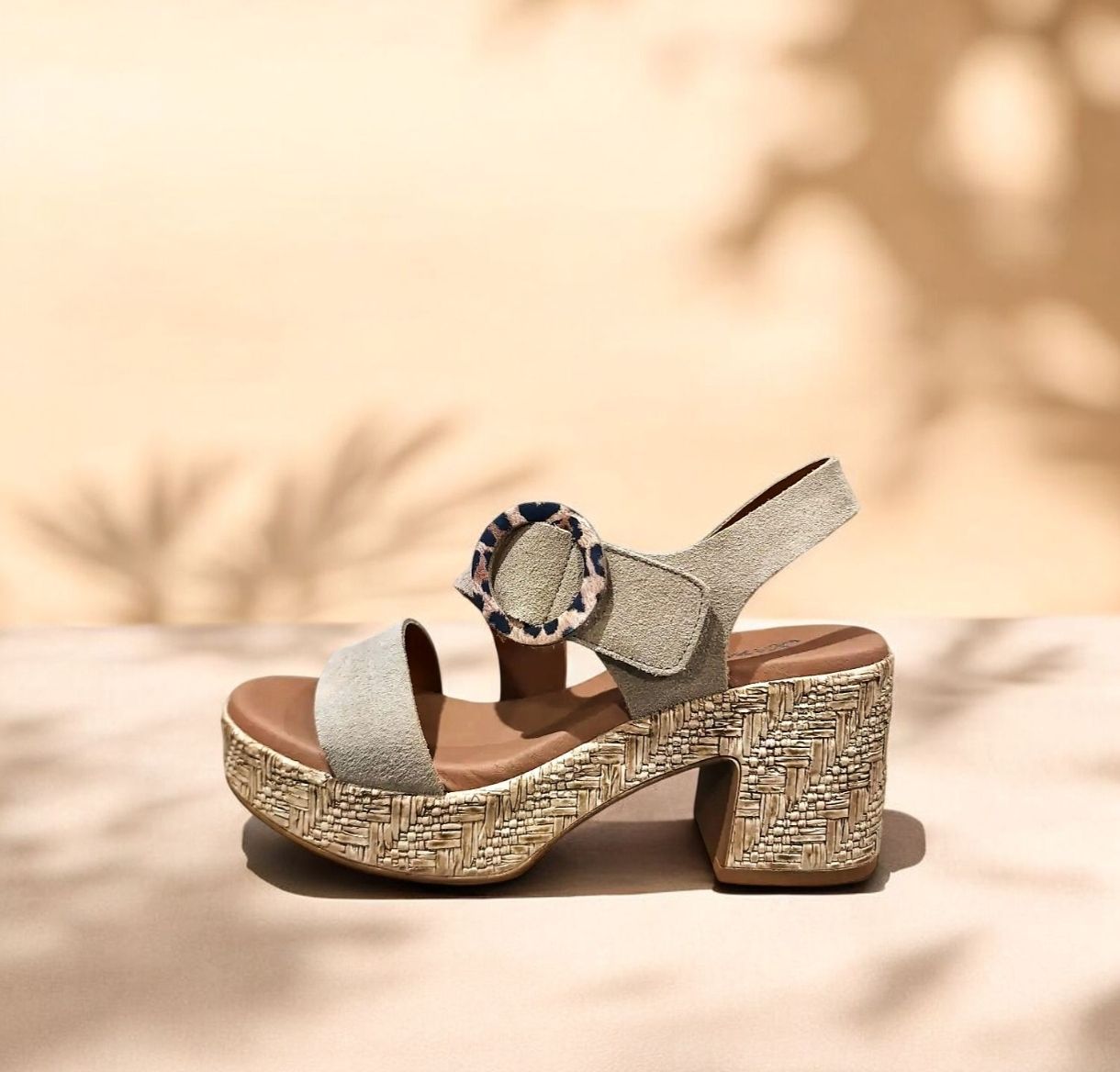 XAPATAN : nu-pieds talon beige