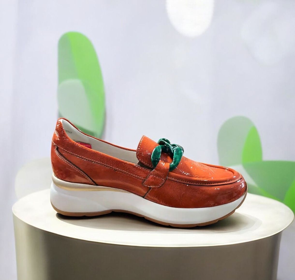 DORKING : mocassin vernis orange