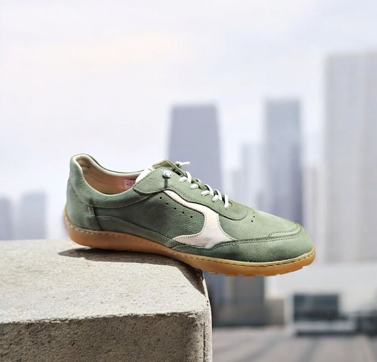 FLUCHOS : basket cuir vert