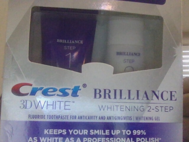 CREST 3D WHITE  BRILLIANCE WHITENING 2 STEP