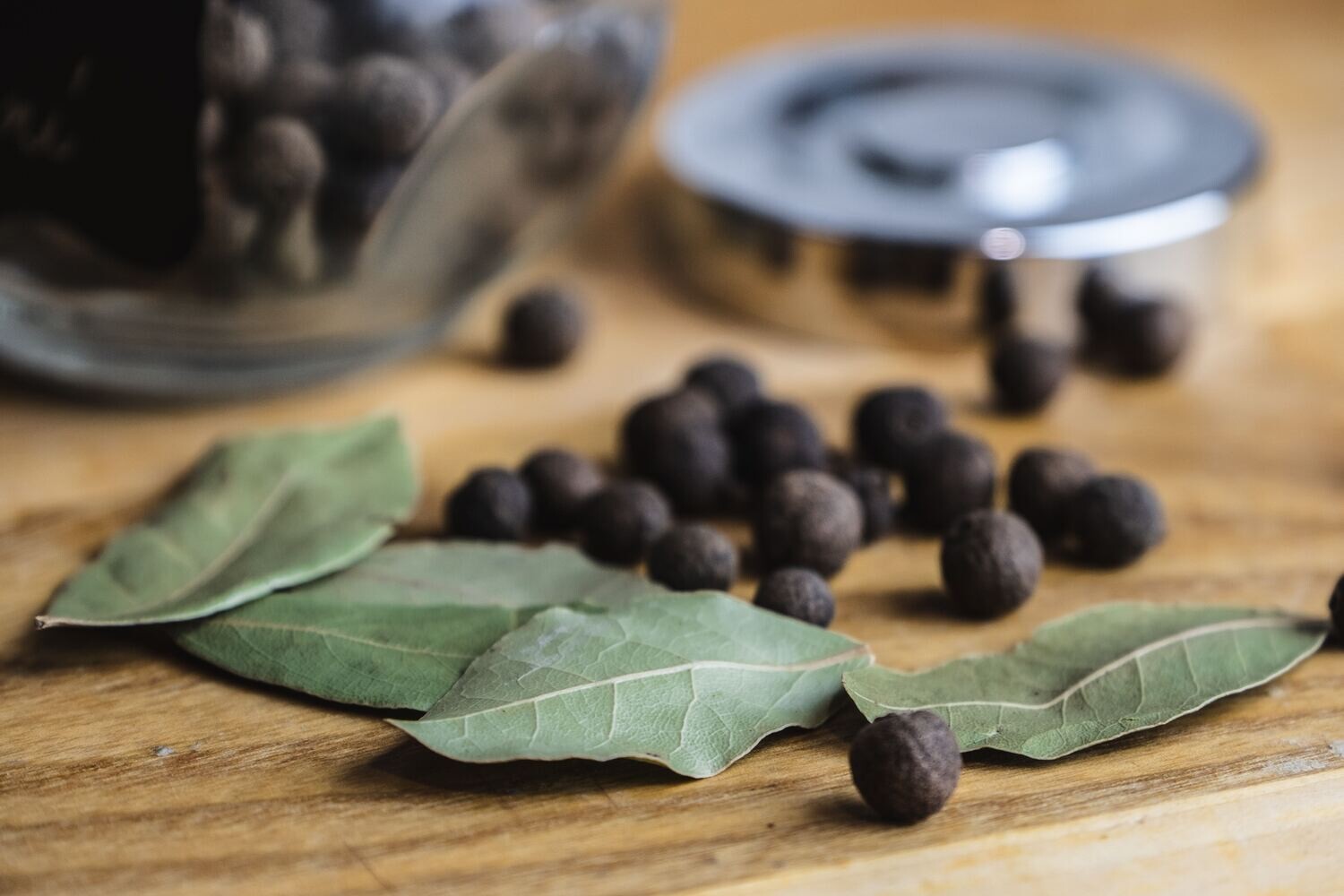 SOAP - Tobacco &amp; Bay Leaf