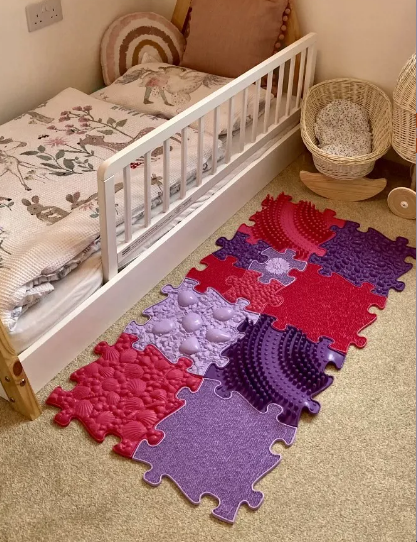 Ortopedinis kilimėlis dėlionė "Muffik Pink" 11 dalių