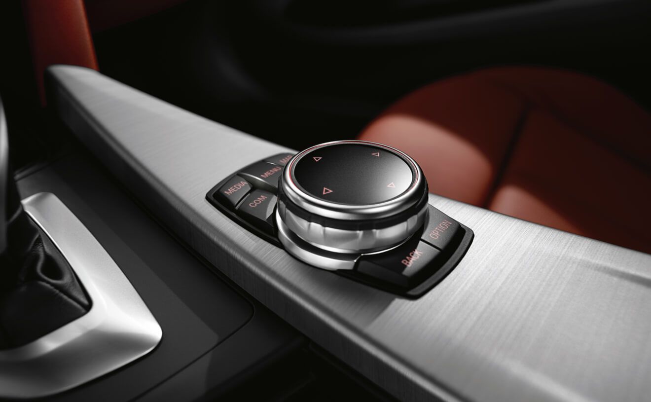 Automobilio apklijavimo plėvelė - braižyta (įvairių spalvų), Spalva: Sidabrinė, Ilgis: 0,5 m