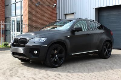 Automobilio apklijavimo plėvelė - juoda matinė grublėta 30m