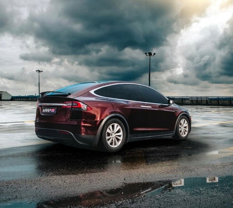 Automobilio apklijavimo plėvelė - juoda blizgi Vampire Hexis 10x152cm