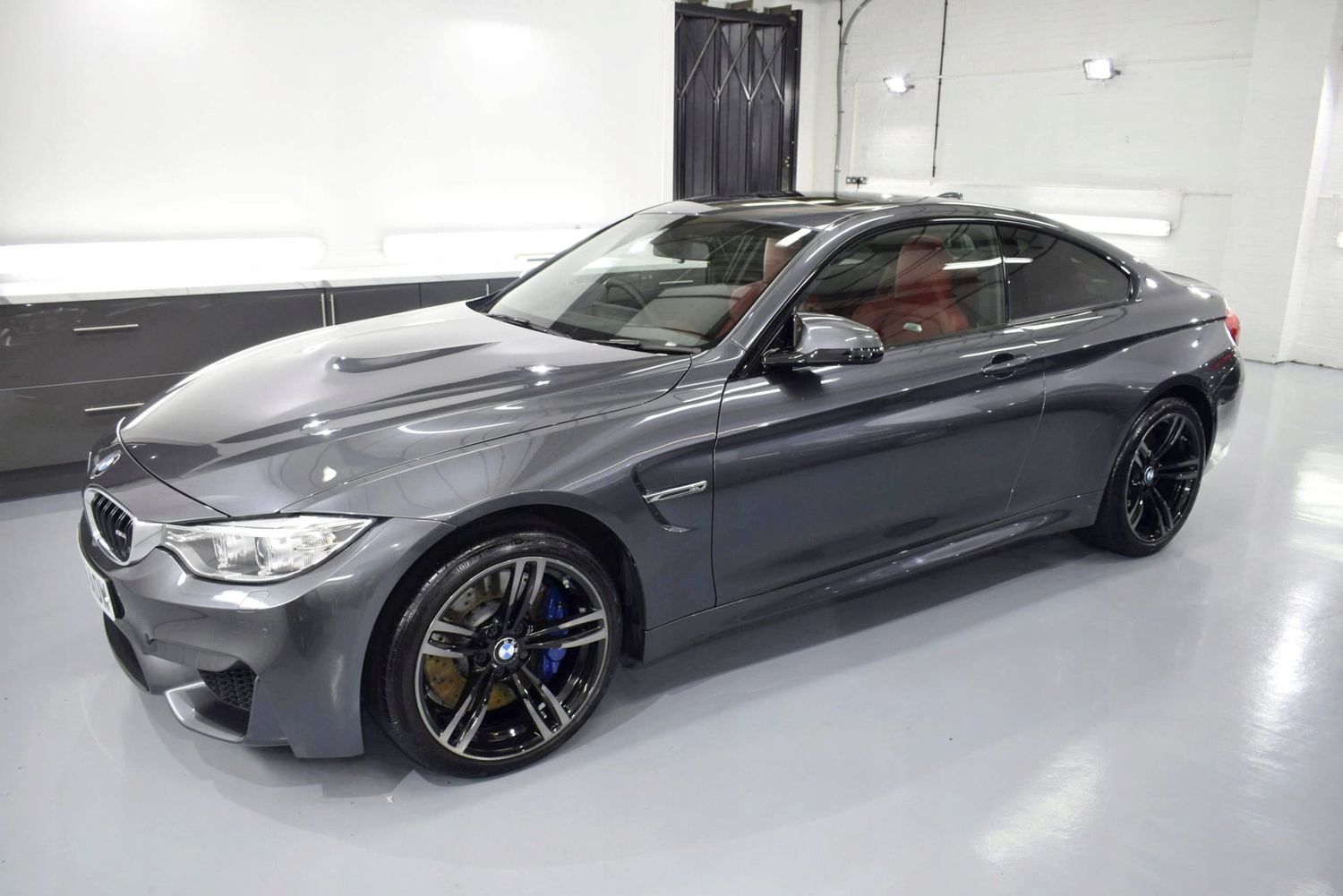 Automobilio apklijavimo plėvelė - blizgi Basic pilka