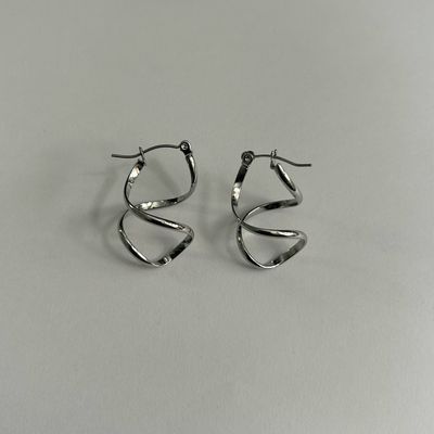 Twist &amp; Shine Earrings