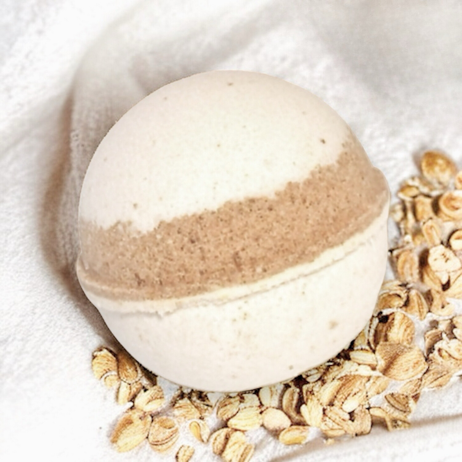 Oatmeal Milk &amp; Honey Bath Bomb