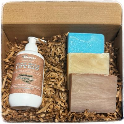 Bold &amp; Gold Box