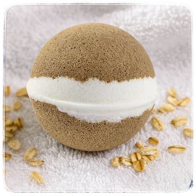 Oatmeal Milk &amp; Honey Bath Bomb