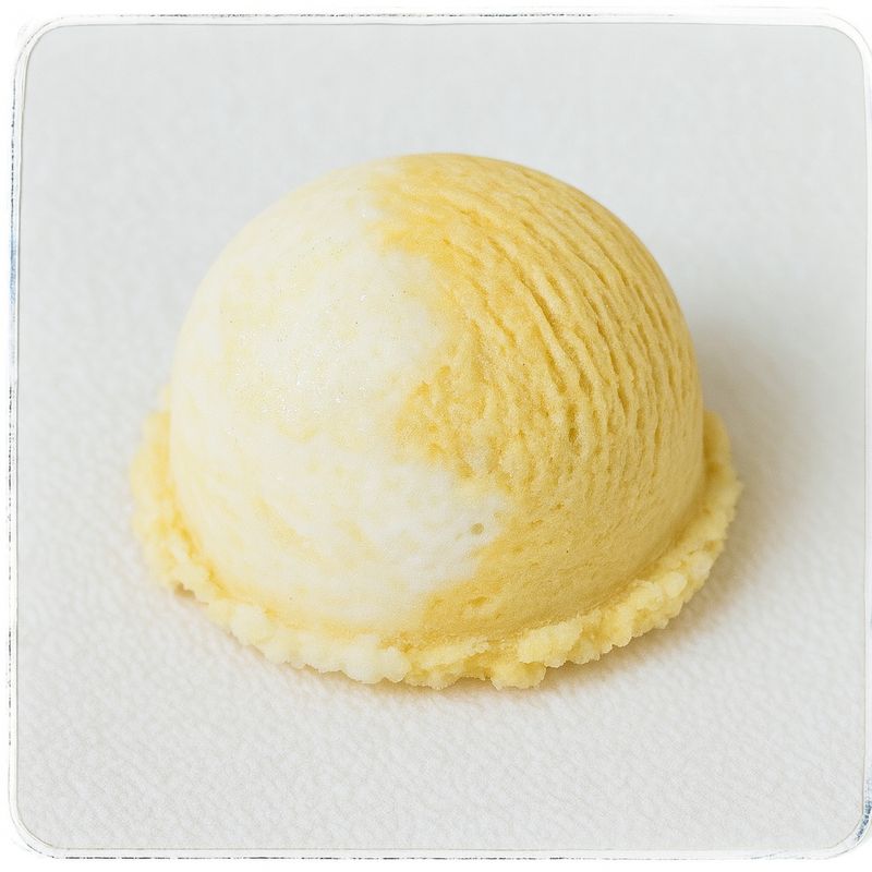 Piña Colada Bubble Scoop