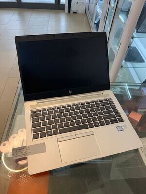 PRE-OWNED HP LAPTOP