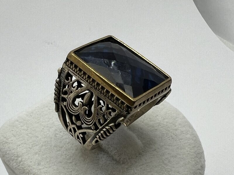 Ring