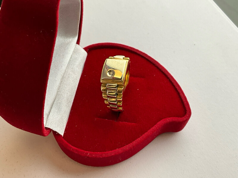 Ring unisex 18K Gold  gelb und weißgold  hat ein schönes Design Stein kleine sentetic Ring große 62 made in italia 