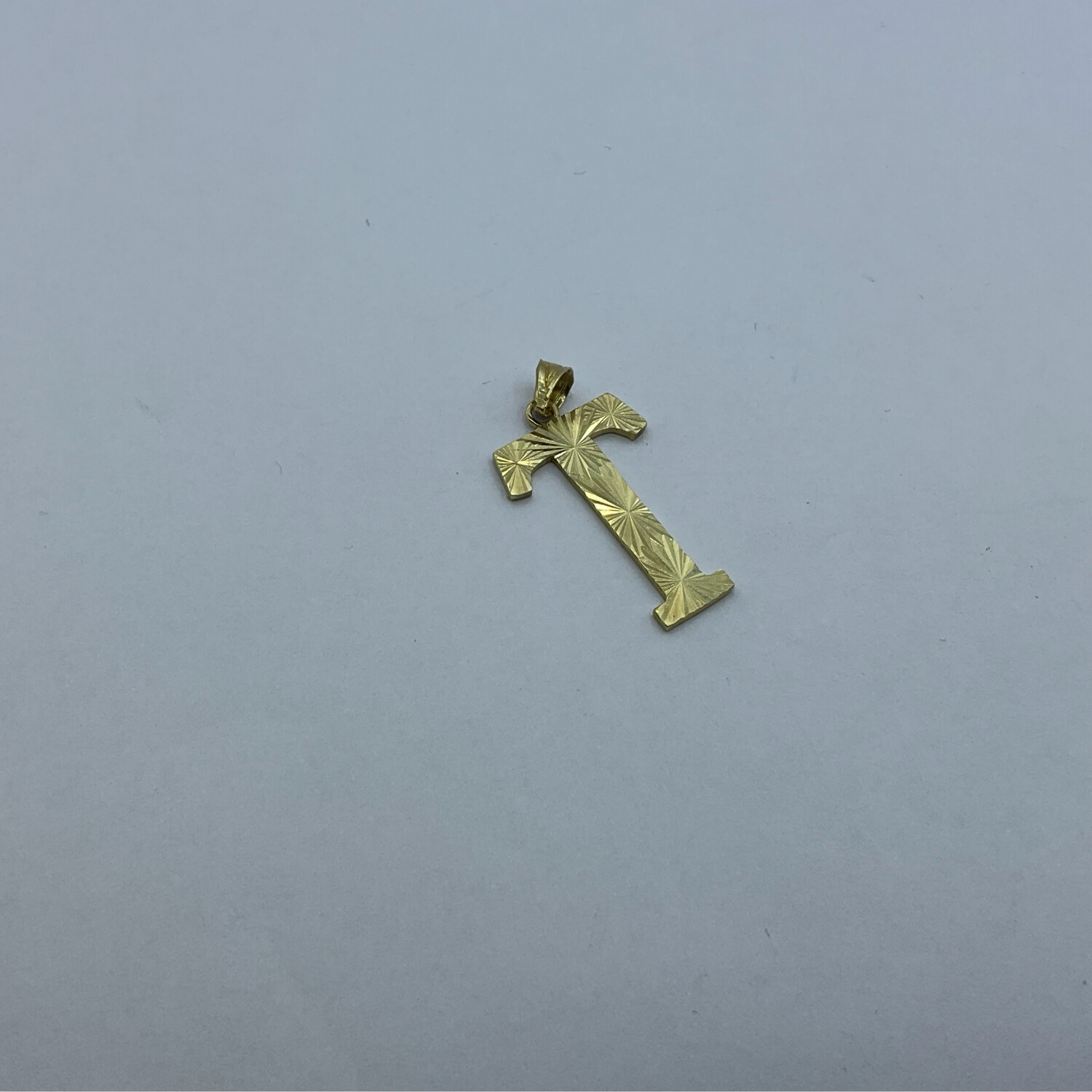 Gold-Anhänger Buchstabe 14K läng 2.5 cm bereit 0.5 mm 
