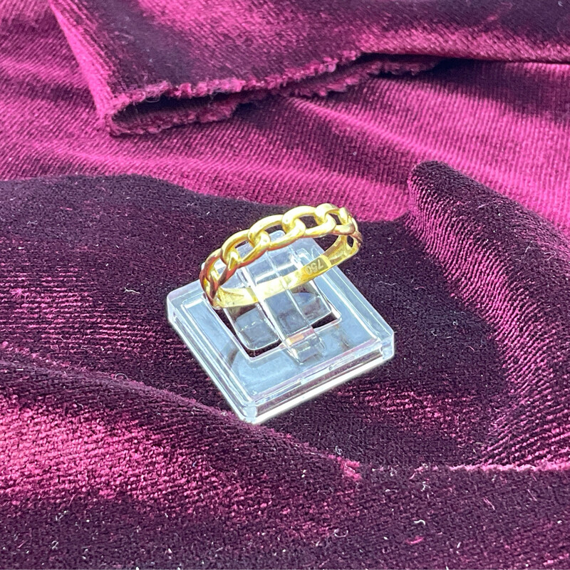 Ring für Damen ohne Stein 18K Gold  Nr 55