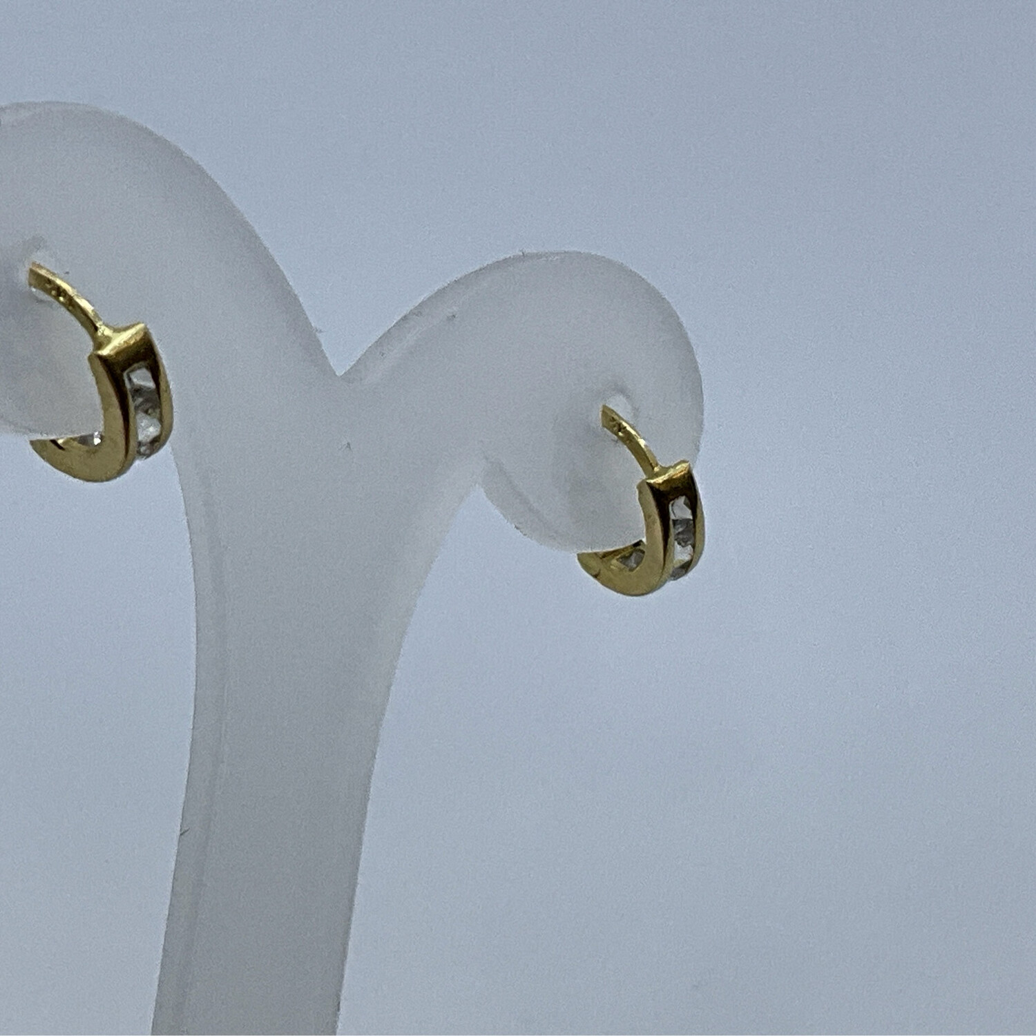 Ohrring 18K Gold rund 1 cm 