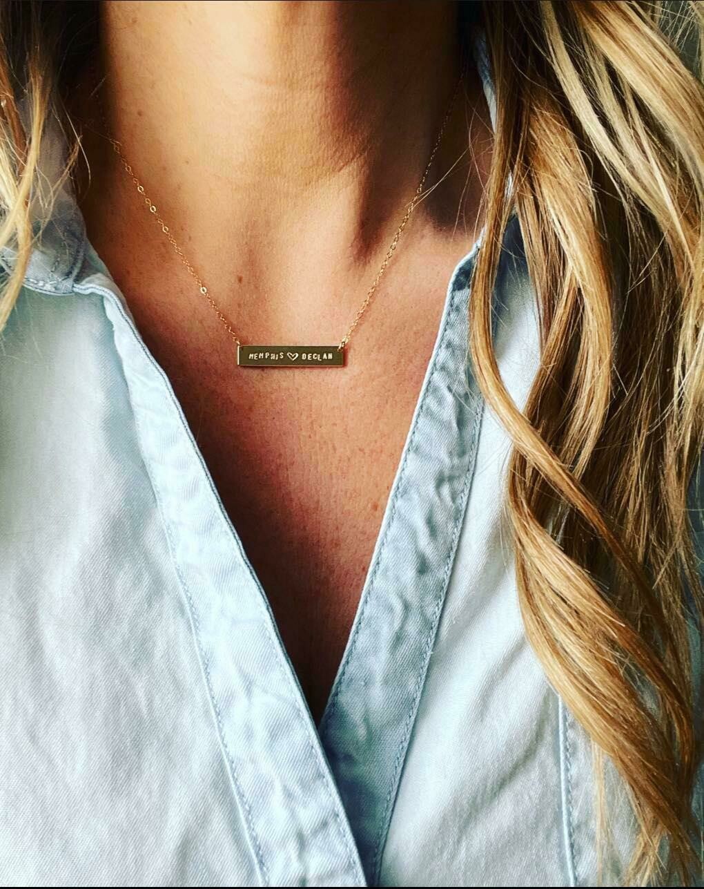 the Bar Necklace
