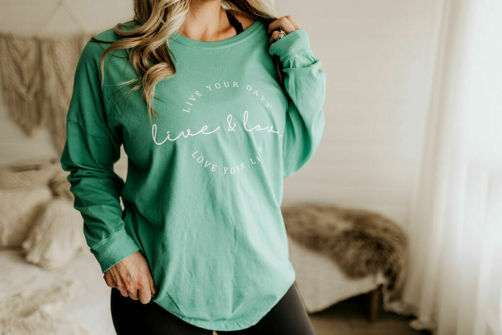 live &amp; love aqua long sleeve - SALE