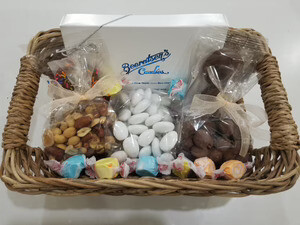 Medium Gift Basket w/ 8 OZ Assorted Chocolates
