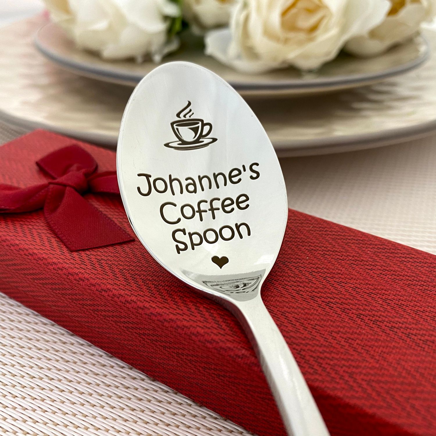 Grawerowana łyżeczka do kawy latte i cappuccino kawki