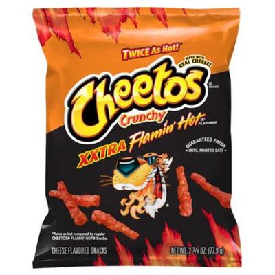 Cheeto&#39;s Crunchy XXTRA Flamin Hot 77g