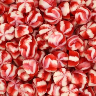 Strawberry Twist Kisses UK