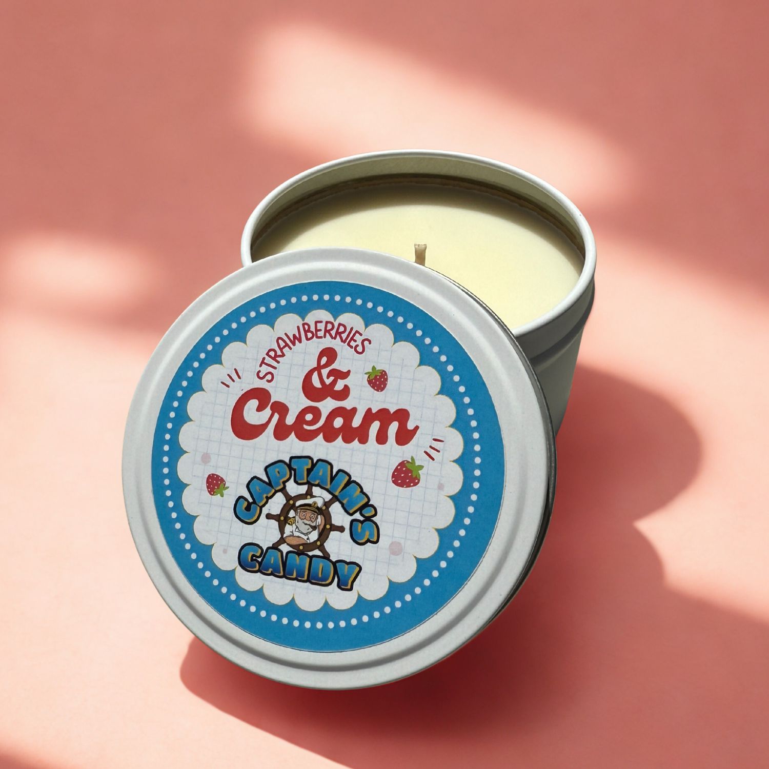 Captain&#39;s Candy Soy Candle 150ml - Strawberries &amp; Cream