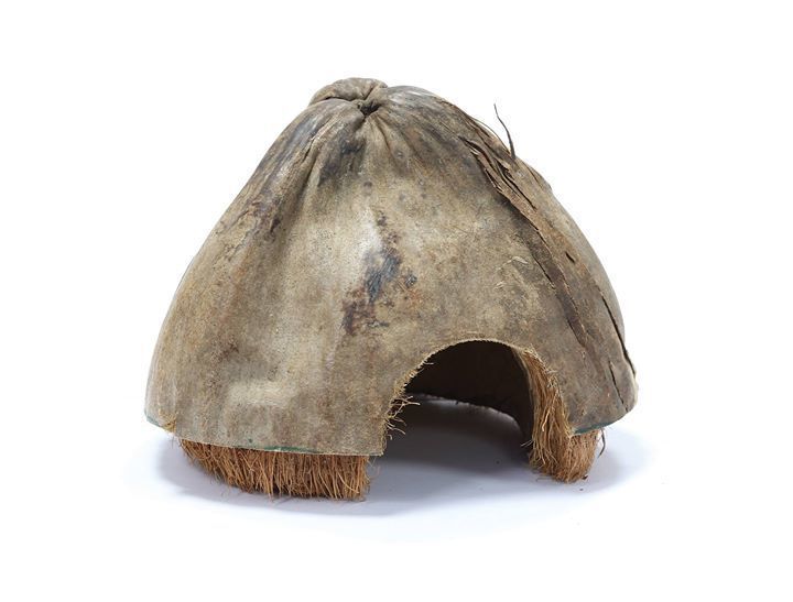 Skirted Coconut Hut