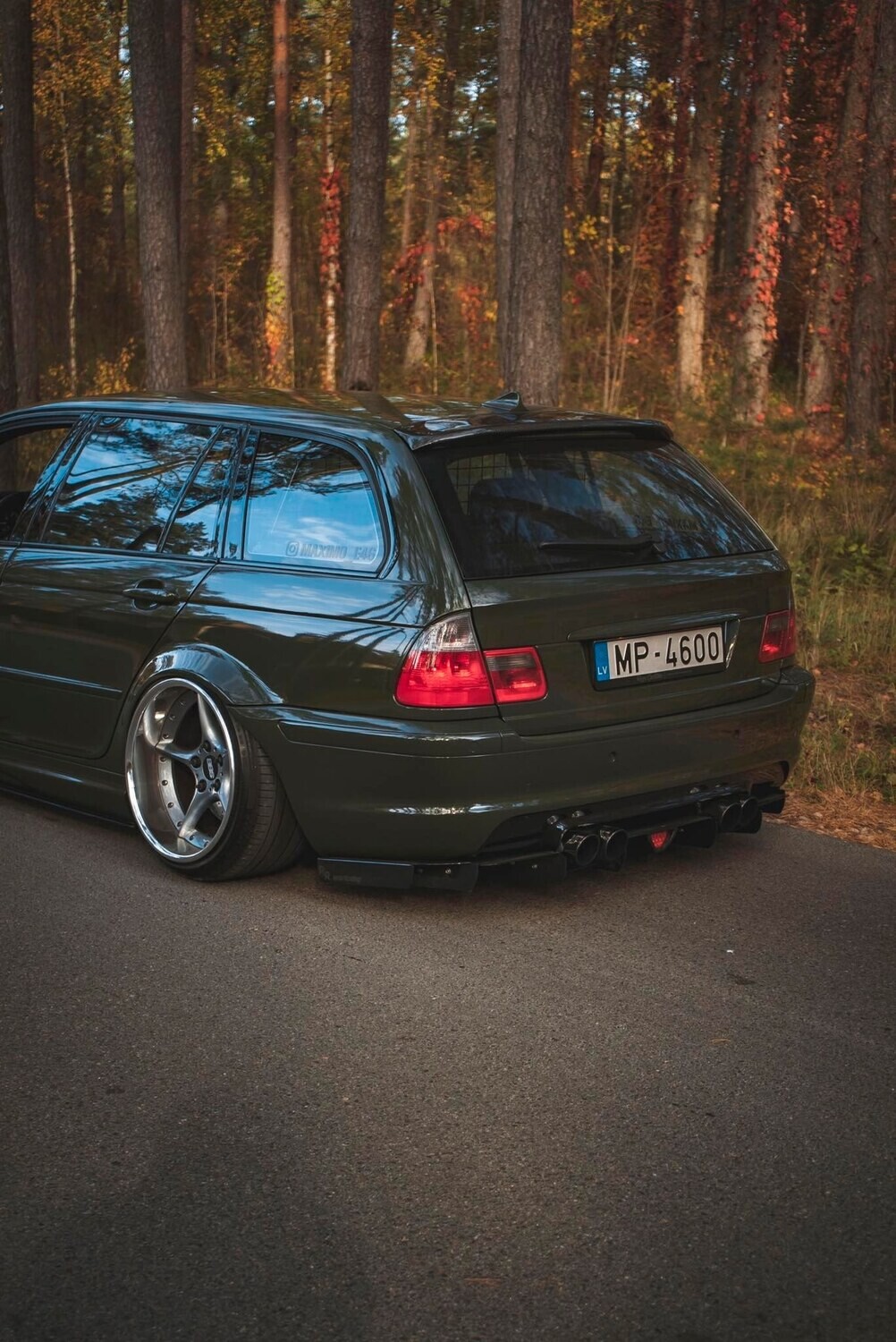BMW E46 Touring carbon fiber spoiler