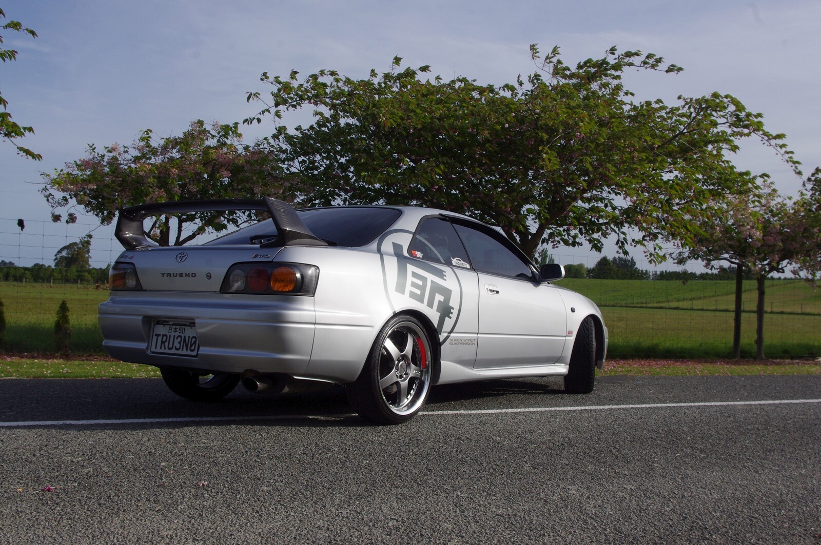 Toyota Trueno ae111