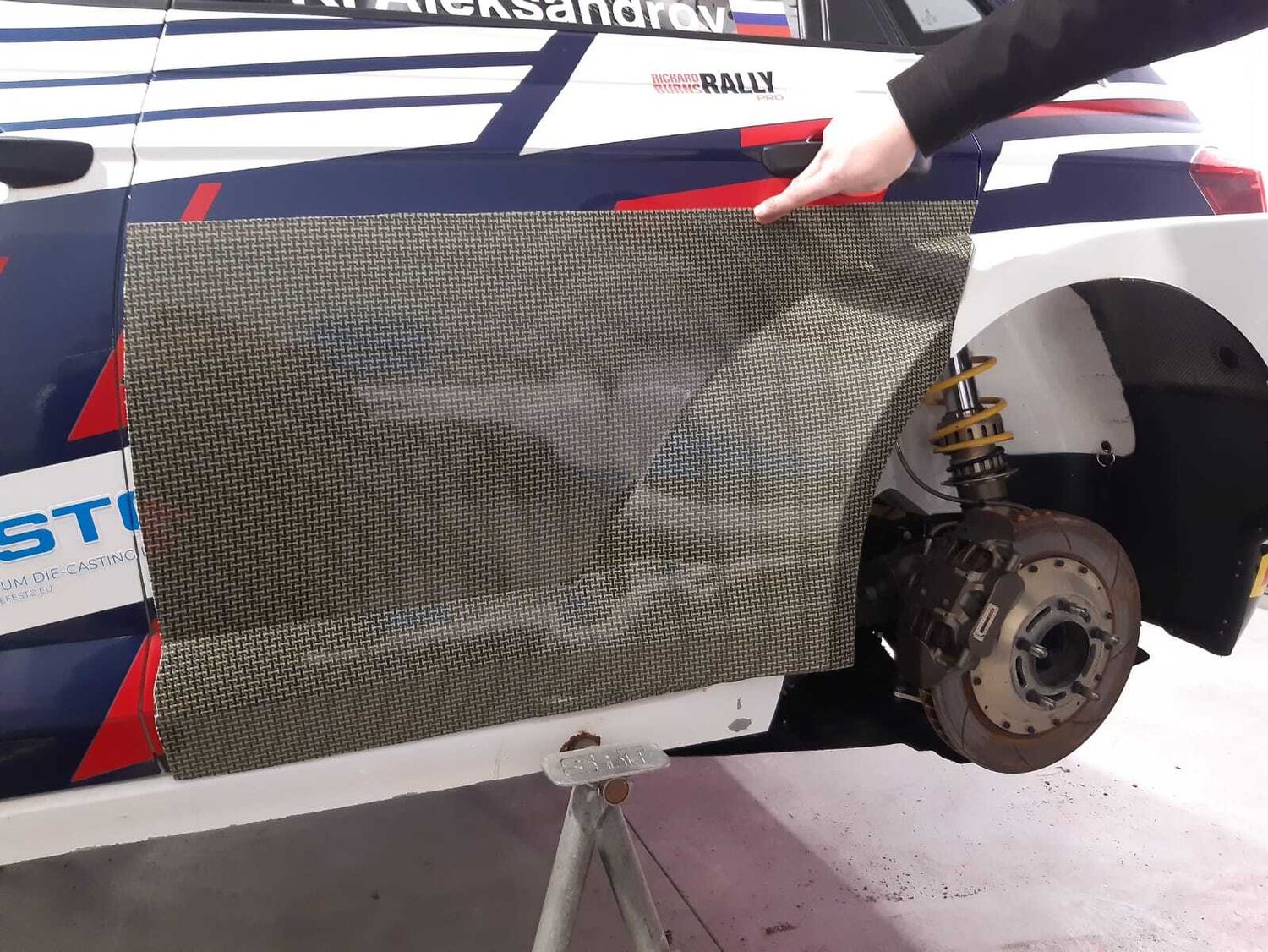 Rear doors guard for VW Polo GTI R5 from Carbon-Kevlar