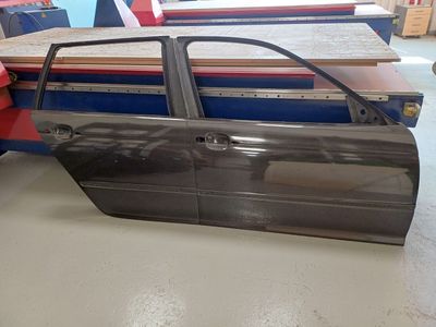 Front Doors for BMW 3series E46 sedan, touring from Carbon Fiber