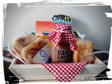 DESAYUNOS, MERIENDAS Y ANCHETAS