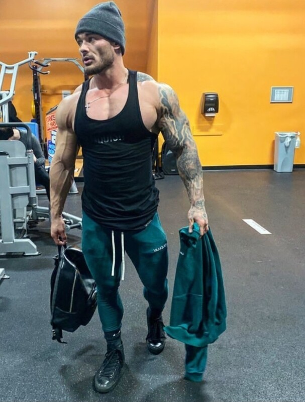 VANQUISH CORE FOREST GREEN TAPERED SWEATPANTS
