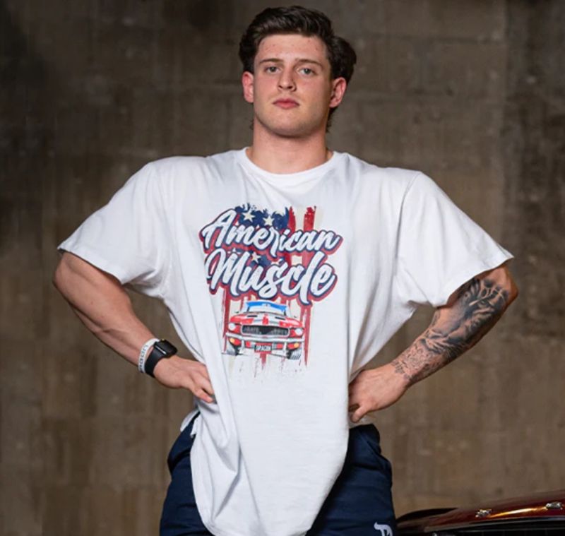 AMERICAN MUSCLE OVERSIZED T-SHIRT