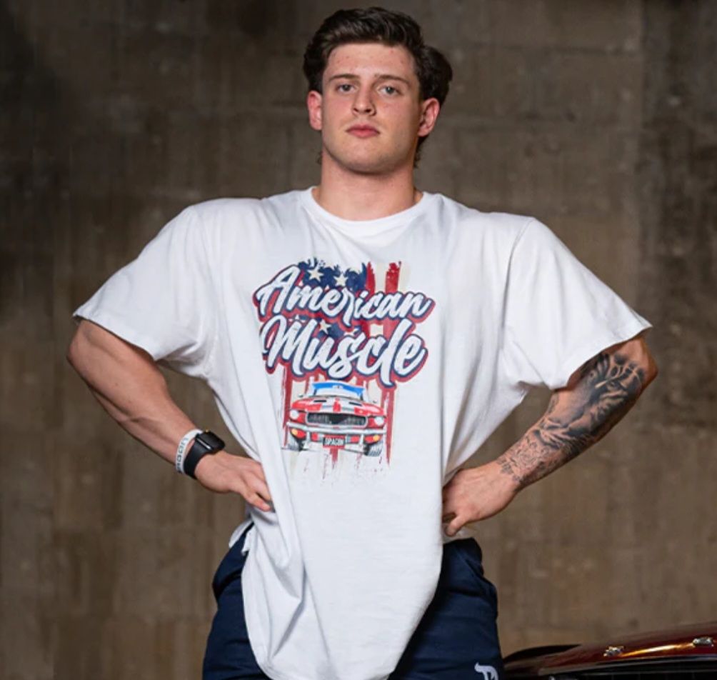 AMERICAN MUSCLE OVERSIZED T-SHIRT