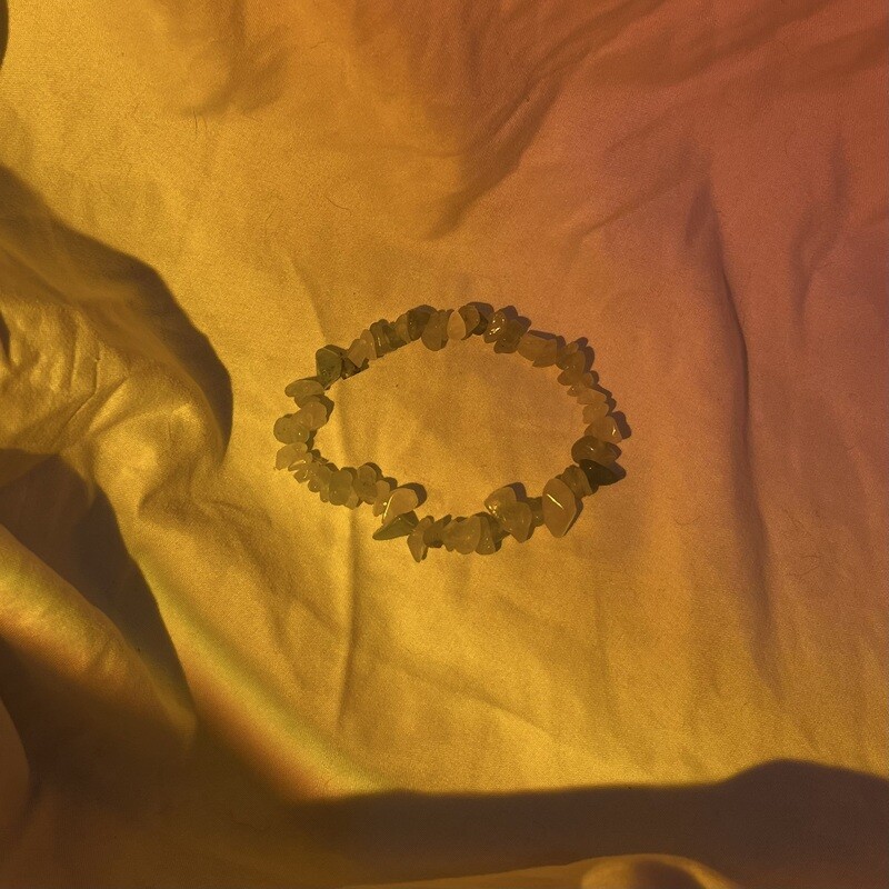 GREEN ADVENTRINE CRYSTAL BRACELET