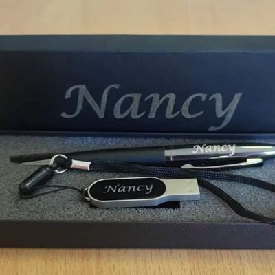 Set of ( Flash Memory &amp; Pen )