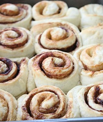 RTB FROZEN CINNAMON SNAILS CTN20 (PREPROVED)