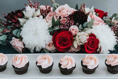 Itty Bitty Cupcakes